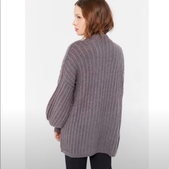 Urban Outfitters Truly Madly Deeply Gray Open Front Oversized Cardigan -… - Picture 2 of 11